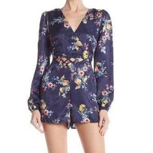 MATERIAL GIRL - Surplice Floral Lattice Romper